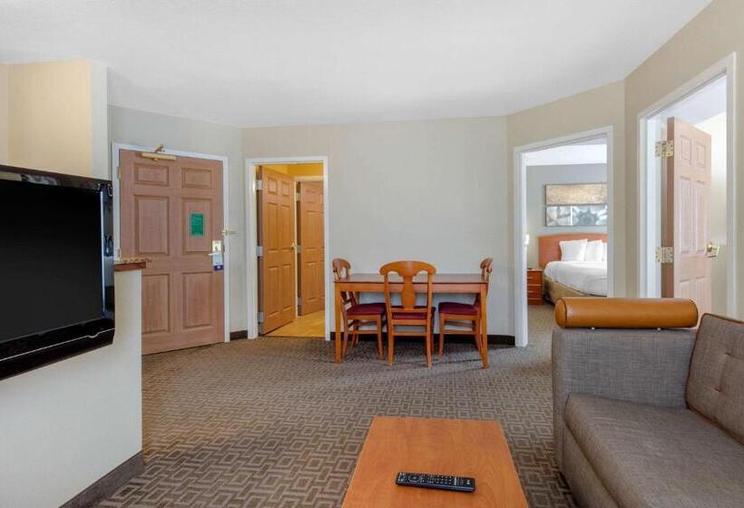 장애인을 위한 스위트, Suburban Studios Birmingham Homewood I65