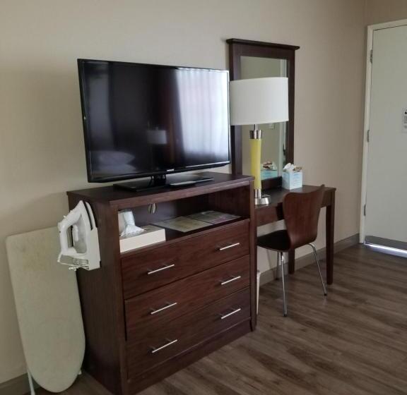 غرفة قياسية لذوى الاحتياجات الخاصة, Super 8 By Wyndham Los Angelesculver City Area