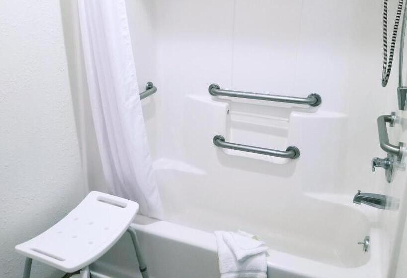 Номер Стандарт Кровать Кинг Адаптированный для Инвалидов, Keystone Boardwalk Inn And Suites