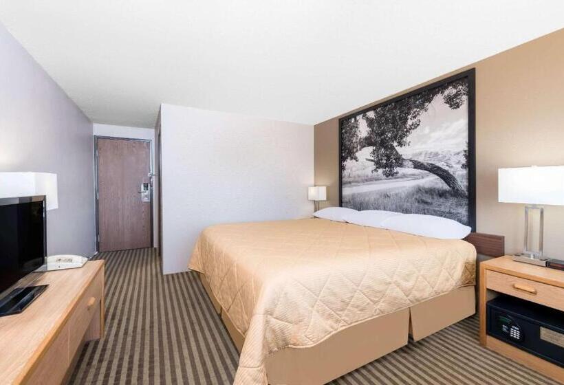 חדר סטנדרט, Super 8 By Wyndham Bowman