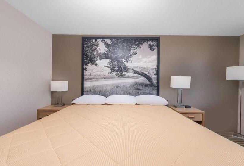 חדר סטנדרט עם מיטת קינג, Super 8 By Wyndham Bowman