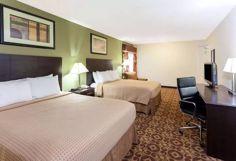 ２ダブルベッドのスタンダードルーム, Super 8 By Wyndham Decatur/dntn/atlanta Area
