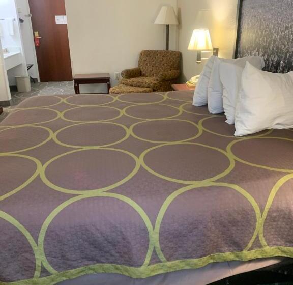 חדר סטנדרט עם מיטת קינג, Super 8 By Wyndham Hillsboro Tx