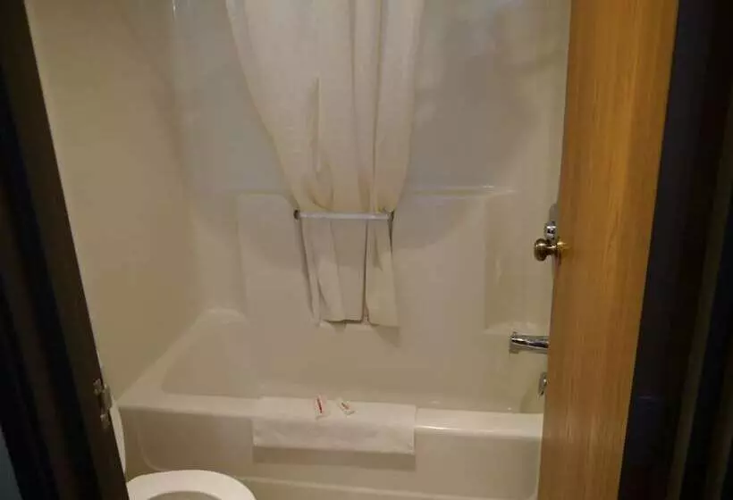 Standard-huone, Westwood Inn & Suites Kimball