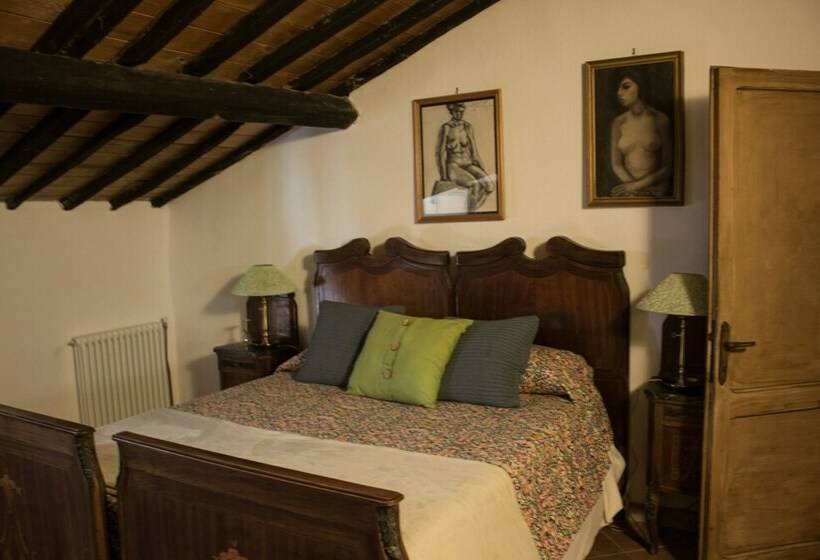 デラックススイート, La Mora Exclusive