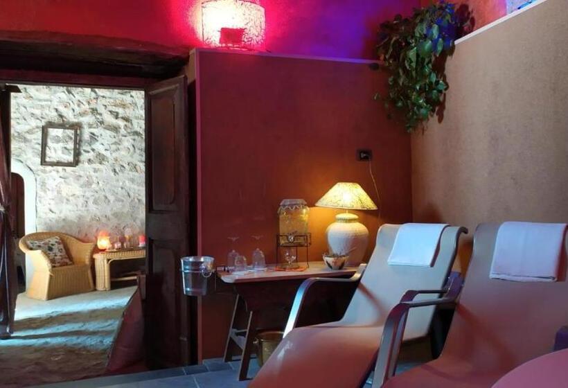 ファミリールーム, La Mora Exclusive