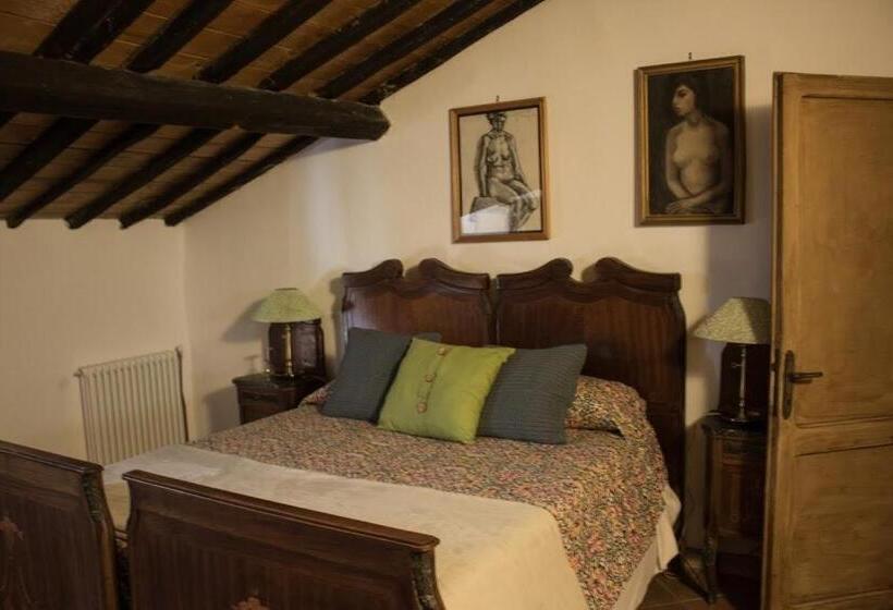 デラックススイート, La Mora Exclusive