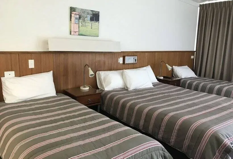 ファミリールーム, Gatton Motel
