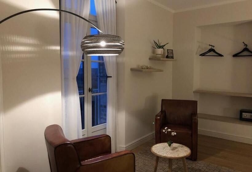 Стандартный Номер Кровать Кинг, B&b La Mirande De Saint Clar