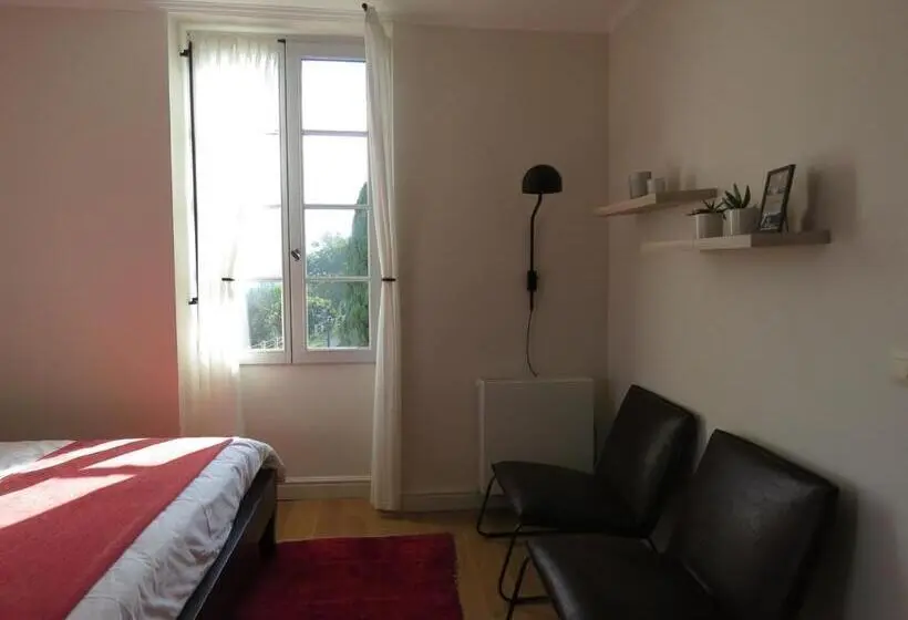 シングルデラックスルーム, B&b La Mirande De Saint Clar