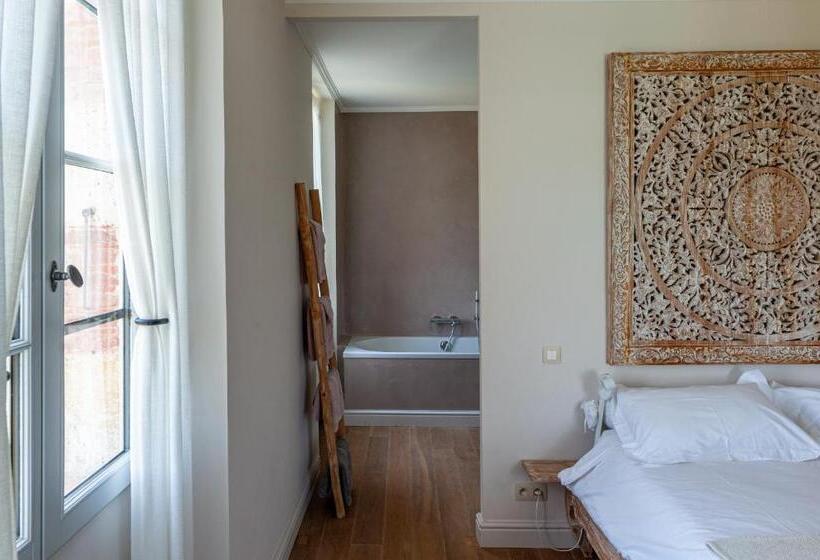 Стандартный Номер Кровать Кинг, B&b La Mirande De Saint Clar