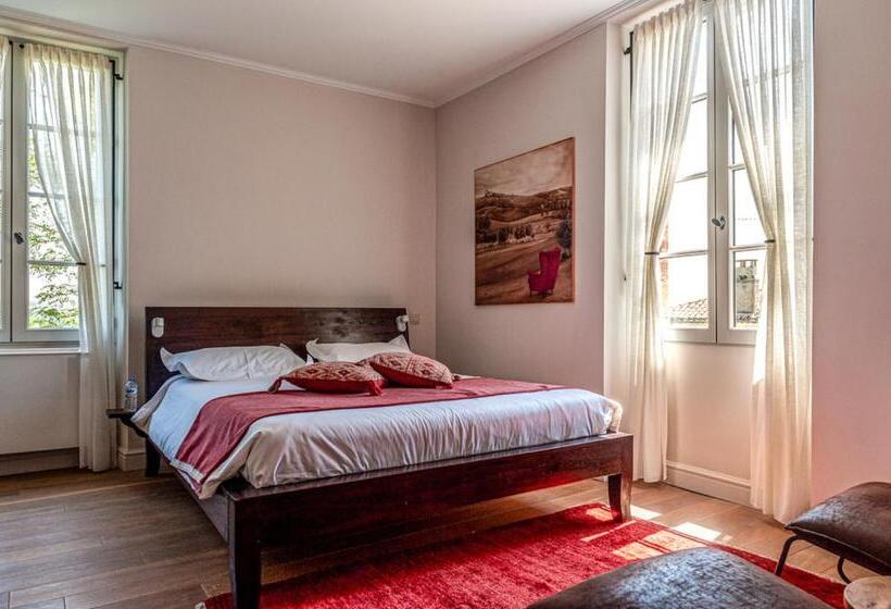 Номер Стандартный с Видом, B&b La Mirande De Saint Clar