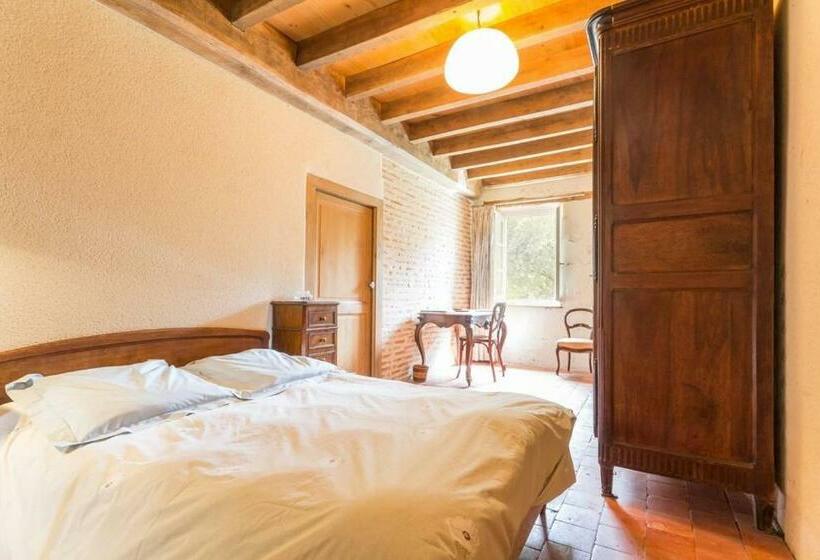 Номер Стандарт, La Thibaude Livry