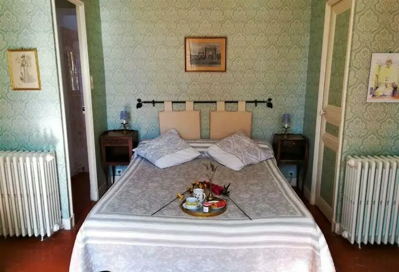ガーデンビュースタンダードルーム, Embarben Maison D Hotes