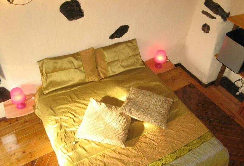 חדר סטנדרט עם מיטת קינג, New Arcobaleno Ossegna