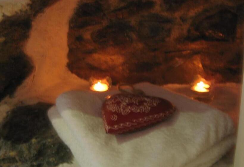 חדר סטנדרט עם מיטת קינג, New Arcobaleno Ossegna