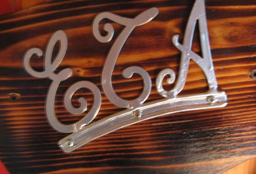 חדר סטנדרט עם מיטת קינג, New Arcobaleno Ossegna