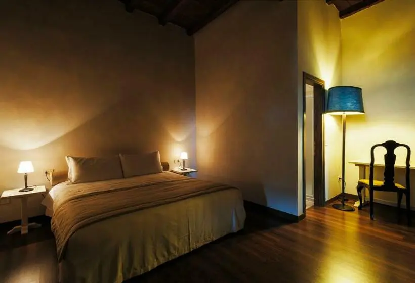 スタンダードルーム, Castello Di Compiano Hotel Relais Museum