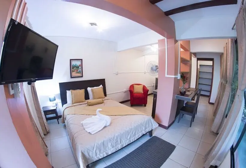 庭の見える１ベッドルームアパートメント, San Rafael Ecolodge
