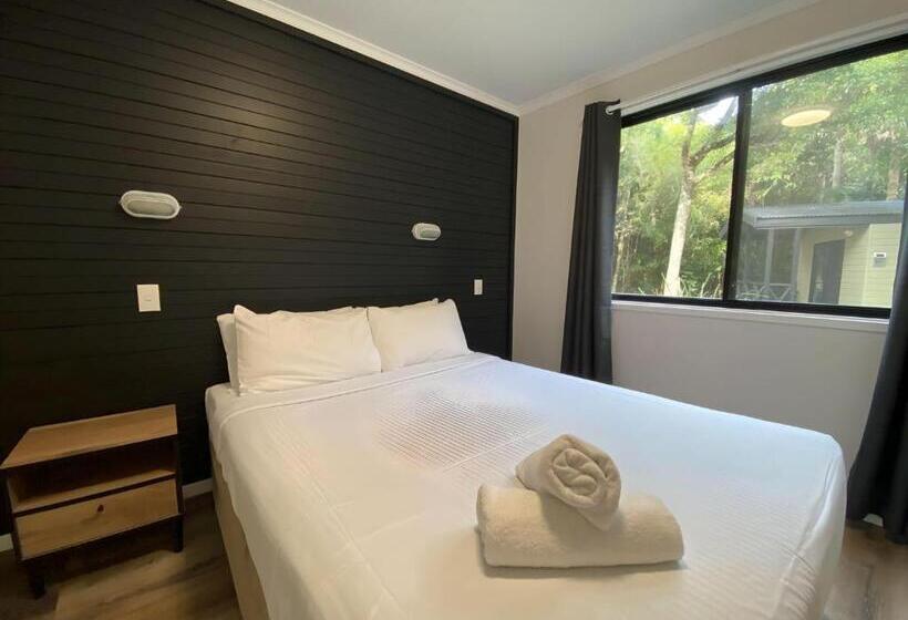 סוויטה משפחתית, Tiona Holiday Park