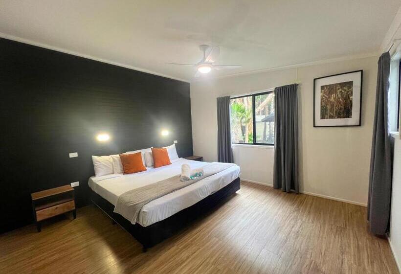 חדר דלוקס עם מיטת קינג, Tiona Holiday Park