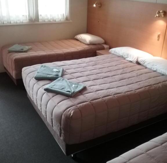 패밀리 룸, Murrurundi Motel