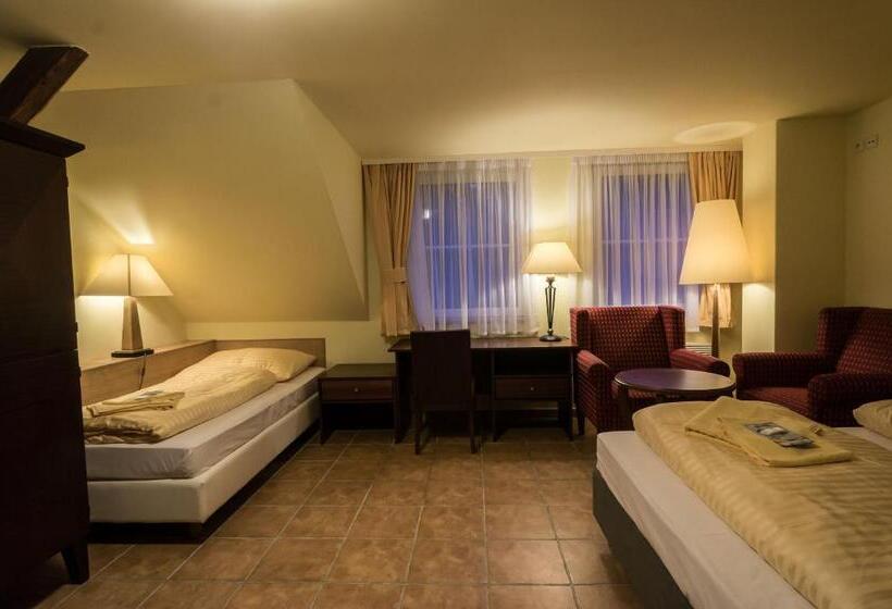 4인용 스탠다드 룸, Penzion Kaminek