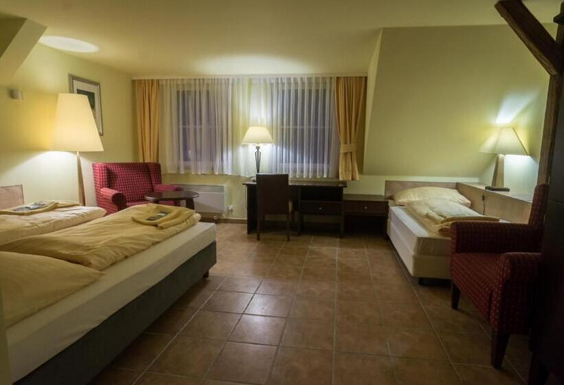 4인용 스탠다드 룸, Penzion Kaminek