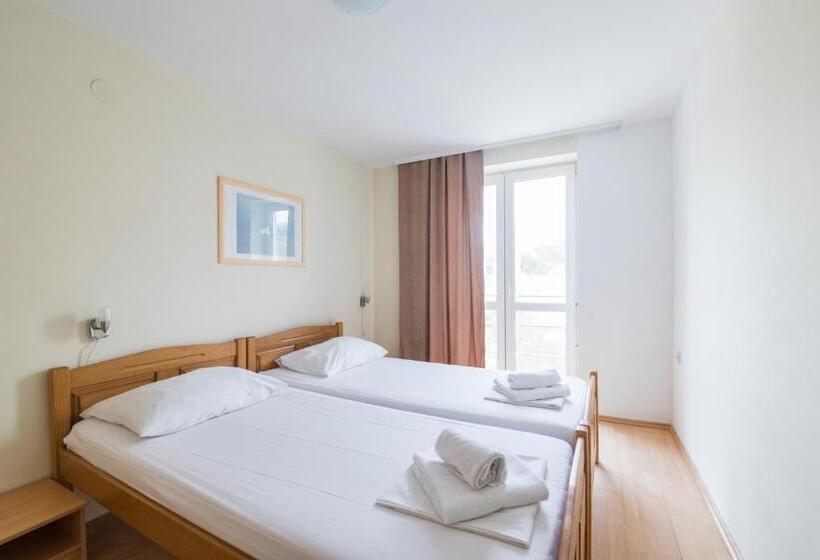 マウンテンビュースタンダードルーム, Aparthotel Roccia