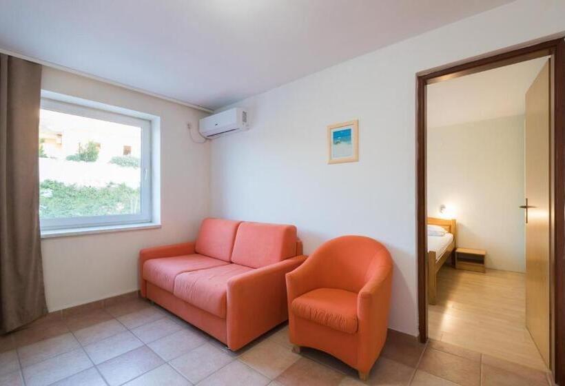 Номер Стандарт Вид на Горы, Aparthotel Roccia