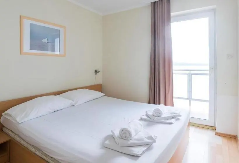 オーシャンビュースタンダードルーム, Aparthotel Roccia