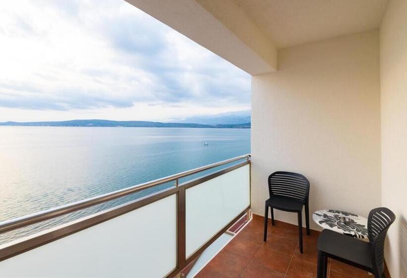 オーシャンビュースタンダードルーム, Aparthotel Roccia