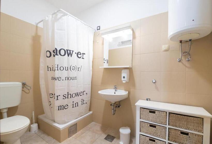 Семейный Номер Вид на Море, Aparthotel Roccia