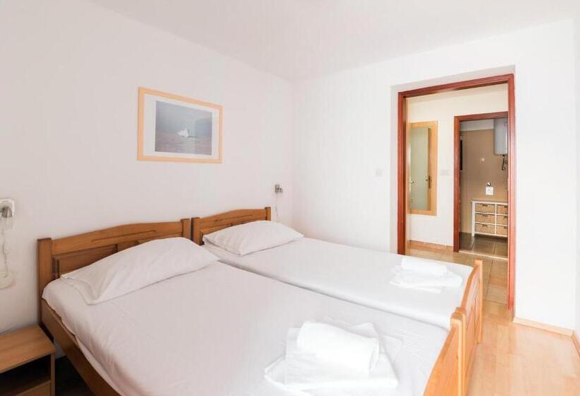 オーシャンビューデラックスルーム, Aparthotel Roccia