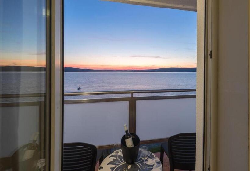 オーシャンビュースタンダードルーム, Aparthotel Roccia