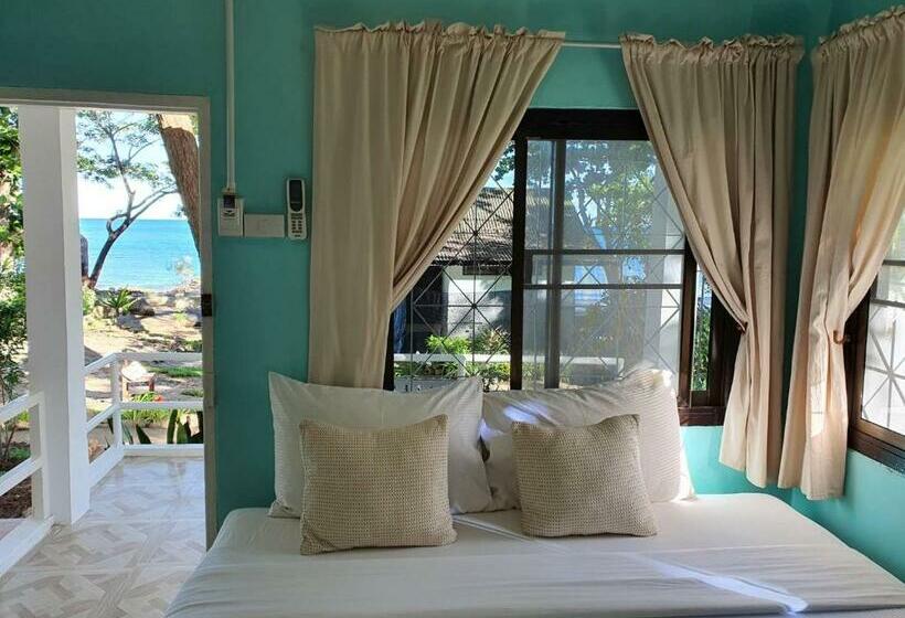 اتاق اکونومی, Blue Bay Bungalow