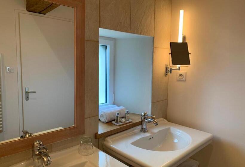 디럭스 4인 룸, Clos De La Court D Aron