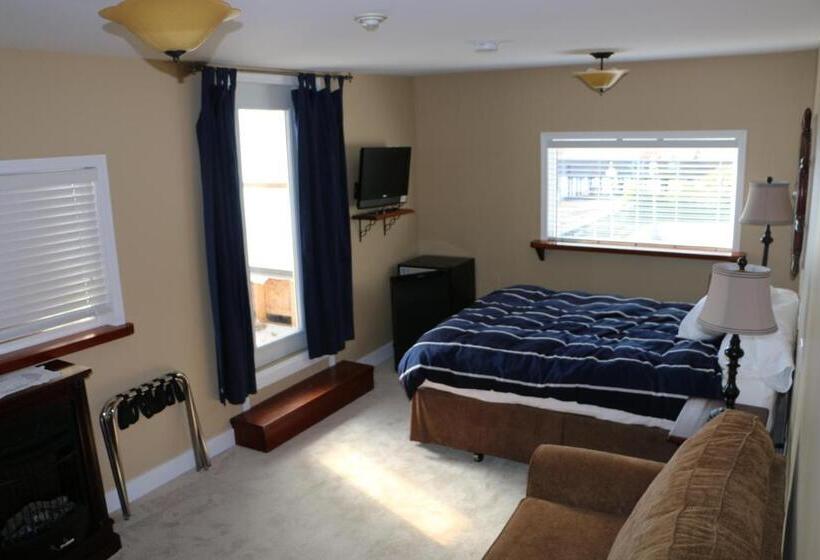 豪华海景房带阳台, Nimpkish