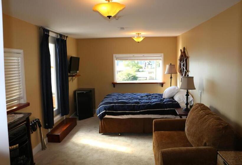 豪华海景房带阳台, Nimpkish