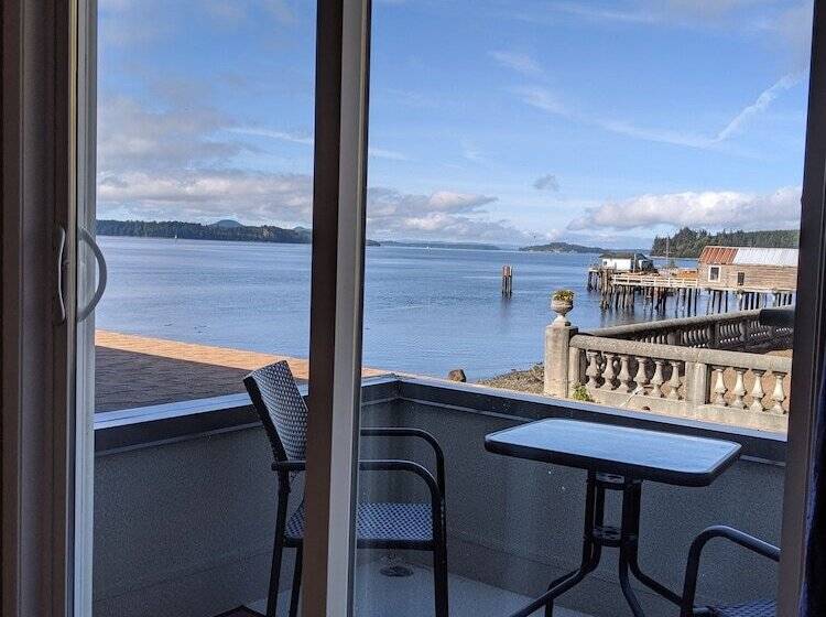 豪华海景房带阳台, Nimpkish