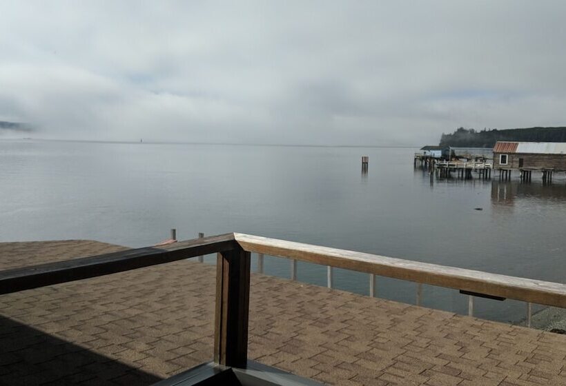 豪华海景房带阳台, Nimpkish