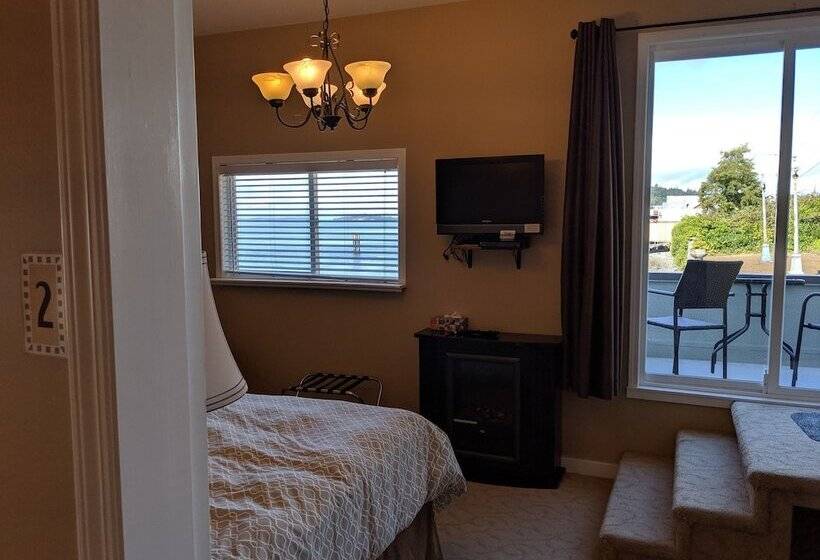 豪华海景房带阳台, Nimpkish