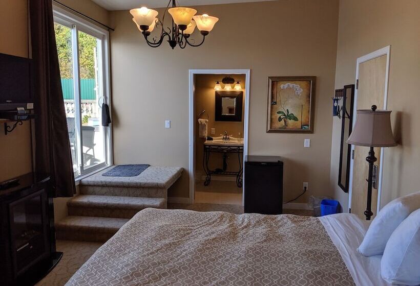 豪华海景房带阳台, Nimpkish