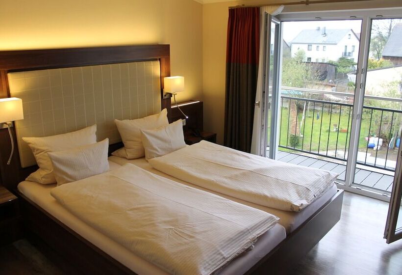 스탠다드 룸, Number One