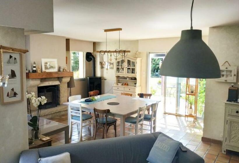 Номер Deluxe, Ailes Et Iles