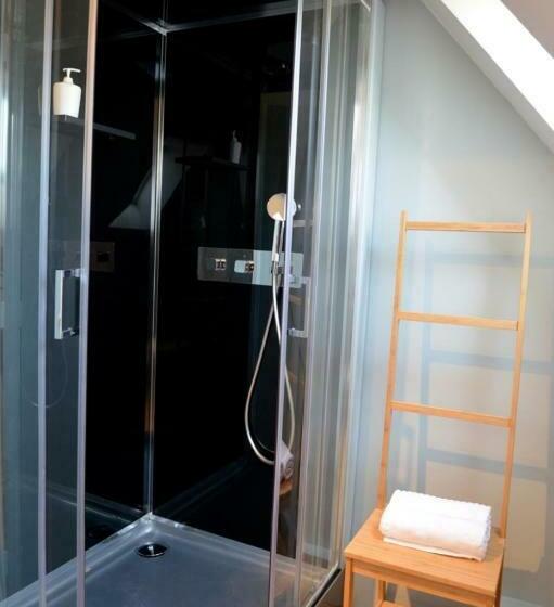 Номер Deluxe, Ailes Et Iles