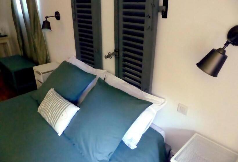 Номер Deluxe, Ailes Et Iles