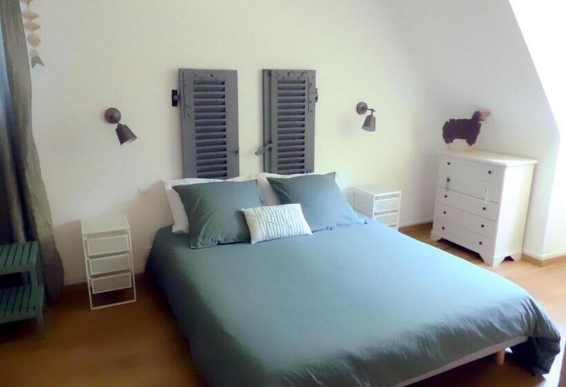 Номер Deluxe, Ailes Et Iles