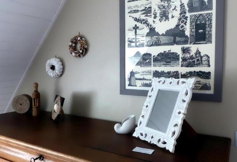 Номер Superior, Ailes Et Iles