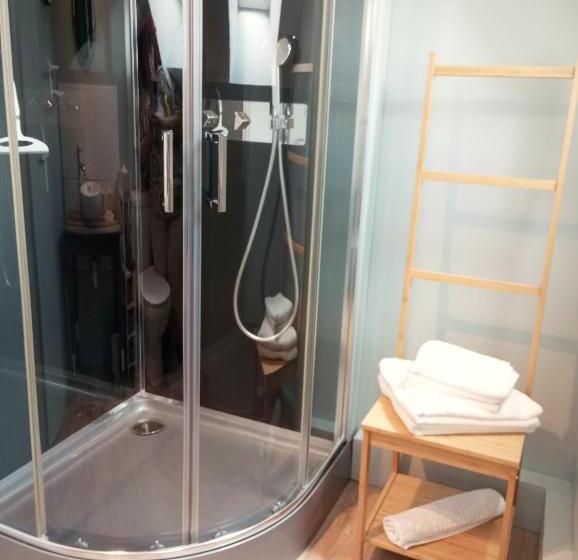 Номер Deluxe, Ailes Et Iles